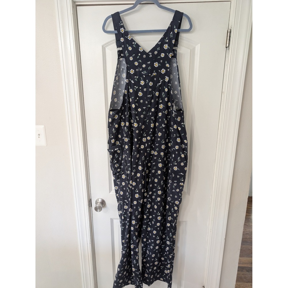 Duluth Trading Co Heirloom Gardening Bib Overalls Navy Daisy Floral XXL x 31 - Picture 8 of 8